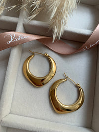 Aretes hoops minimalistas