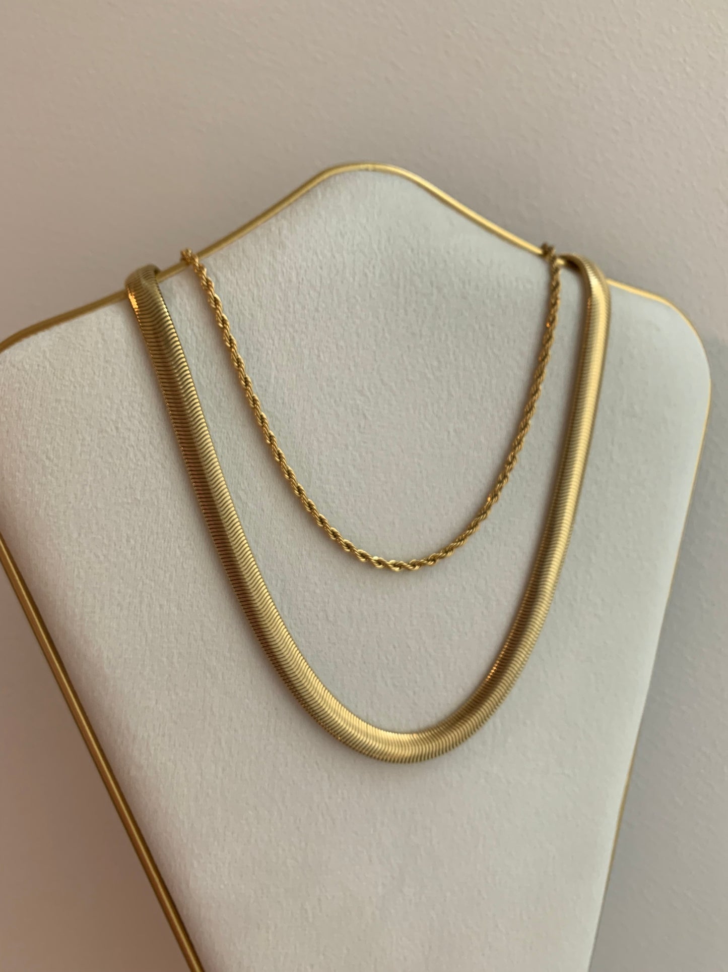 Cadena de serpiente gruesa y a la moda(45cm*8mm) - Richesse Jewels