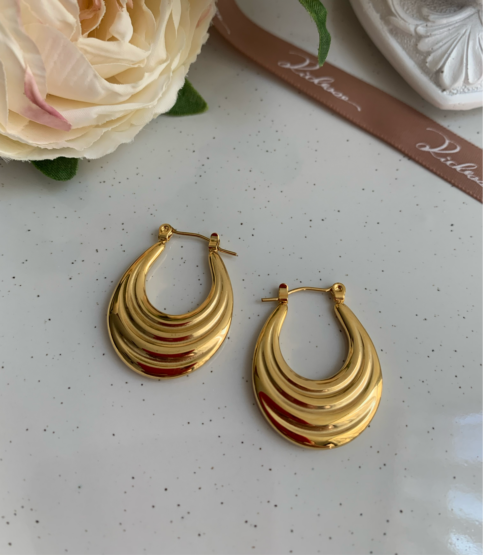 Aretes básicos hoops - Richesse accesorios