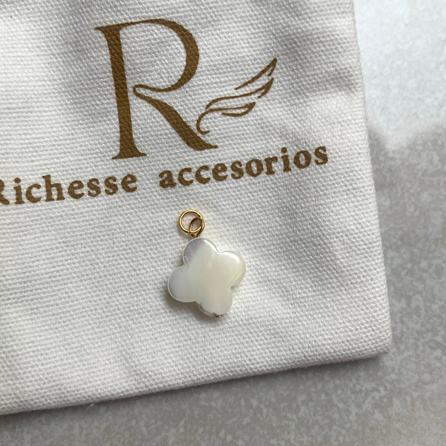 Trébol de la suerte de concha blanca - Richesse accesorios