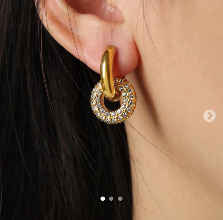 Aretes Aphrodite con Dije Glamuroso - Richesse accesorios