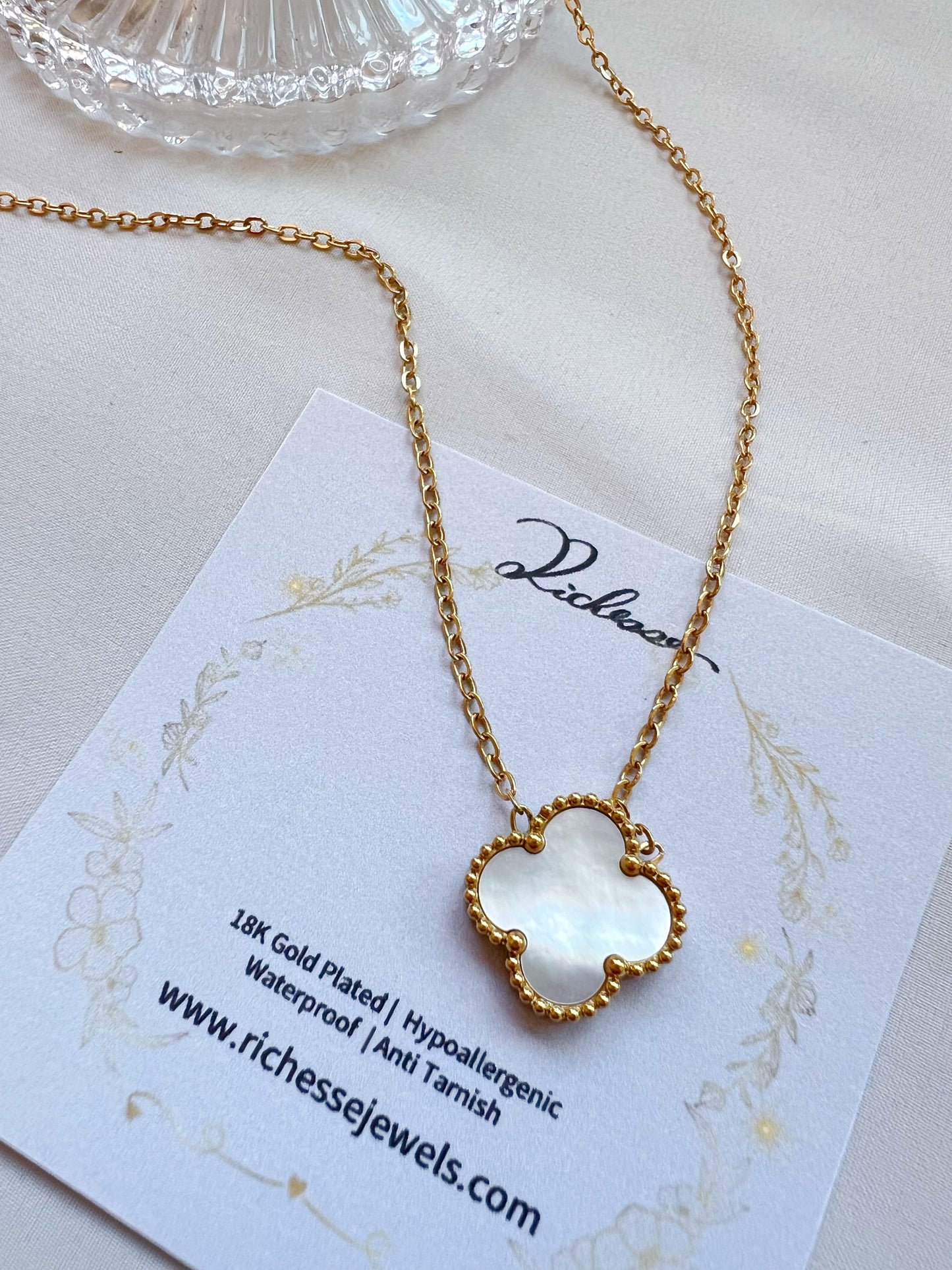 Collar Aphrodite Trébol de Cuatro Hojas