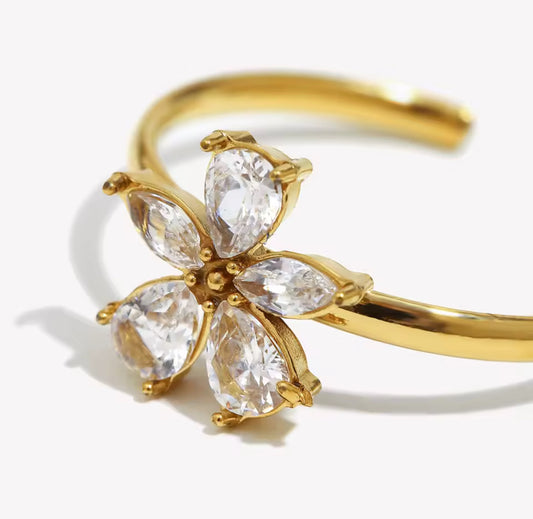 Anillo Flor de Jazmín - Richesse Jewels