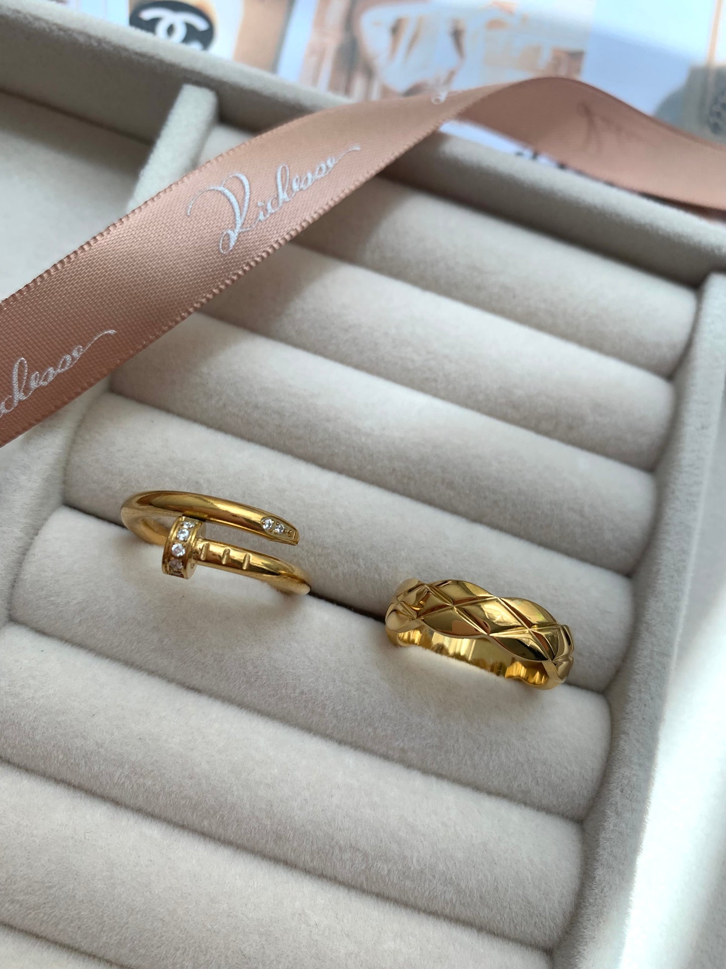 Anillo de Estilo Clásico Acolchado AAA+ - Richesse Jewels
