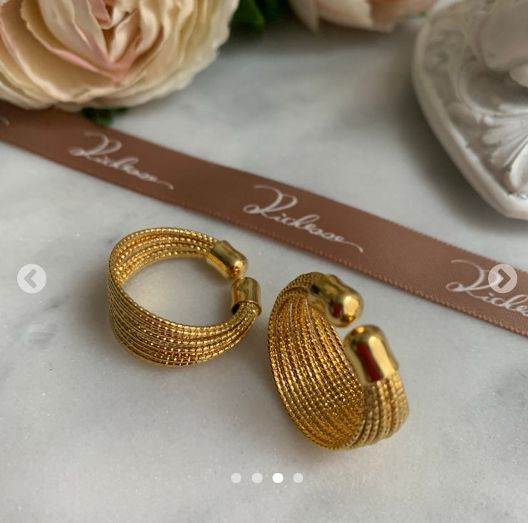 Anillo de semicírculo de líneas multilayer 1pcs - Richesse Jewels