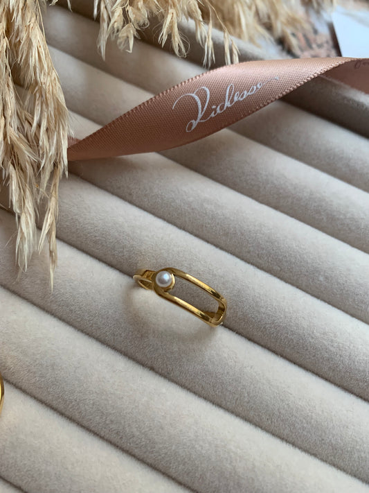 Anillo decorado con perlas en estilo minimalista y huecos 1pcs - Richesse Jewels