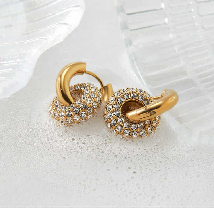 Aretes Aphrodite con Dije Glamuroso - Richesse Jewels