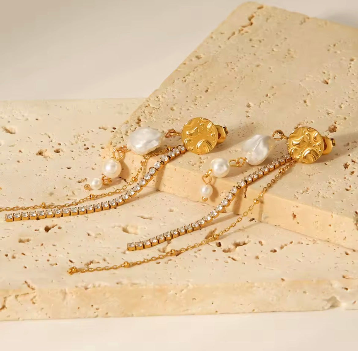 Aretes Aurora con Perlas y Flecos Brillantes - Richesse Jewels
