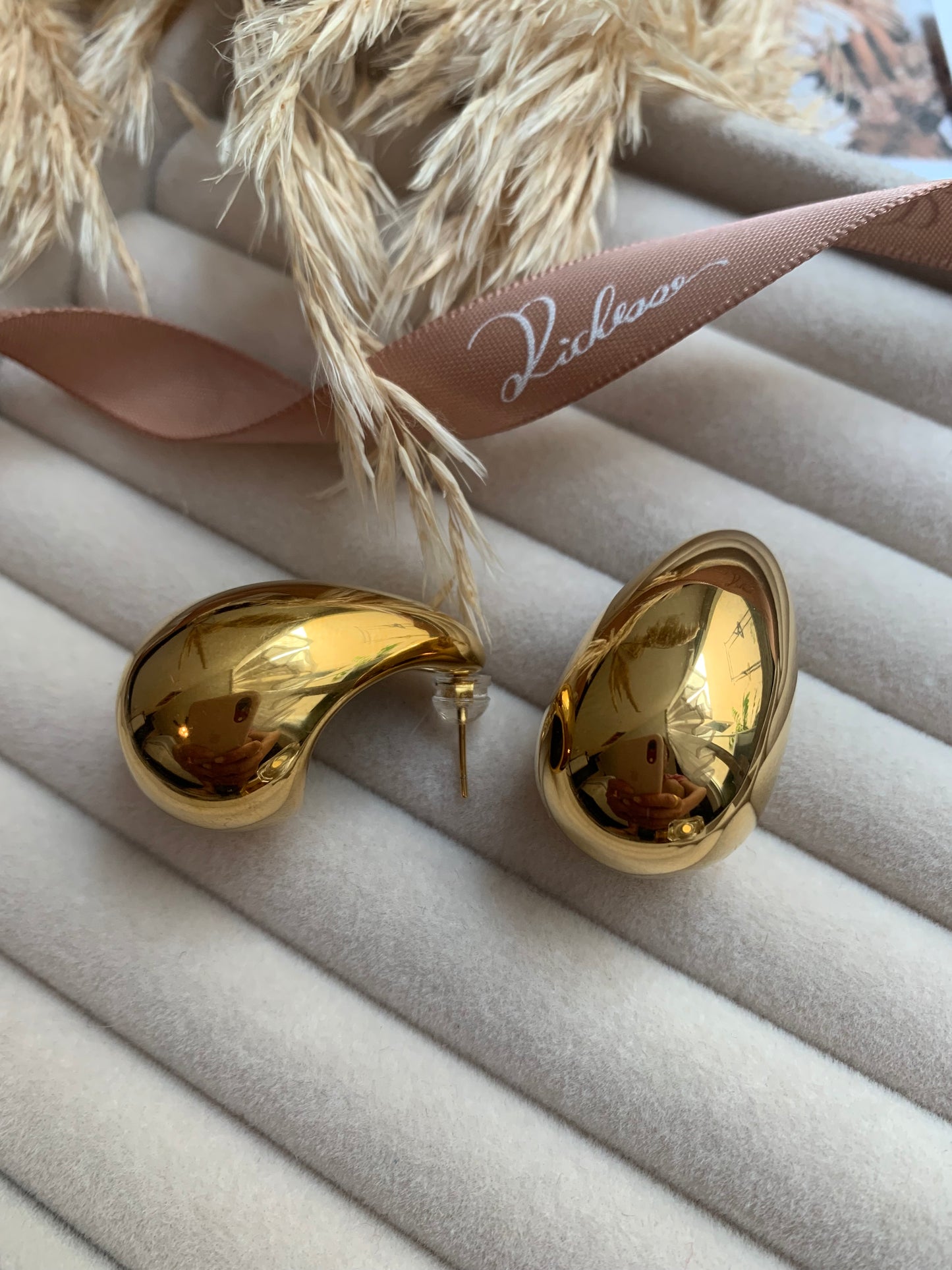 Aretes Clásicos de Diseño en Gota - Richesse Jewels