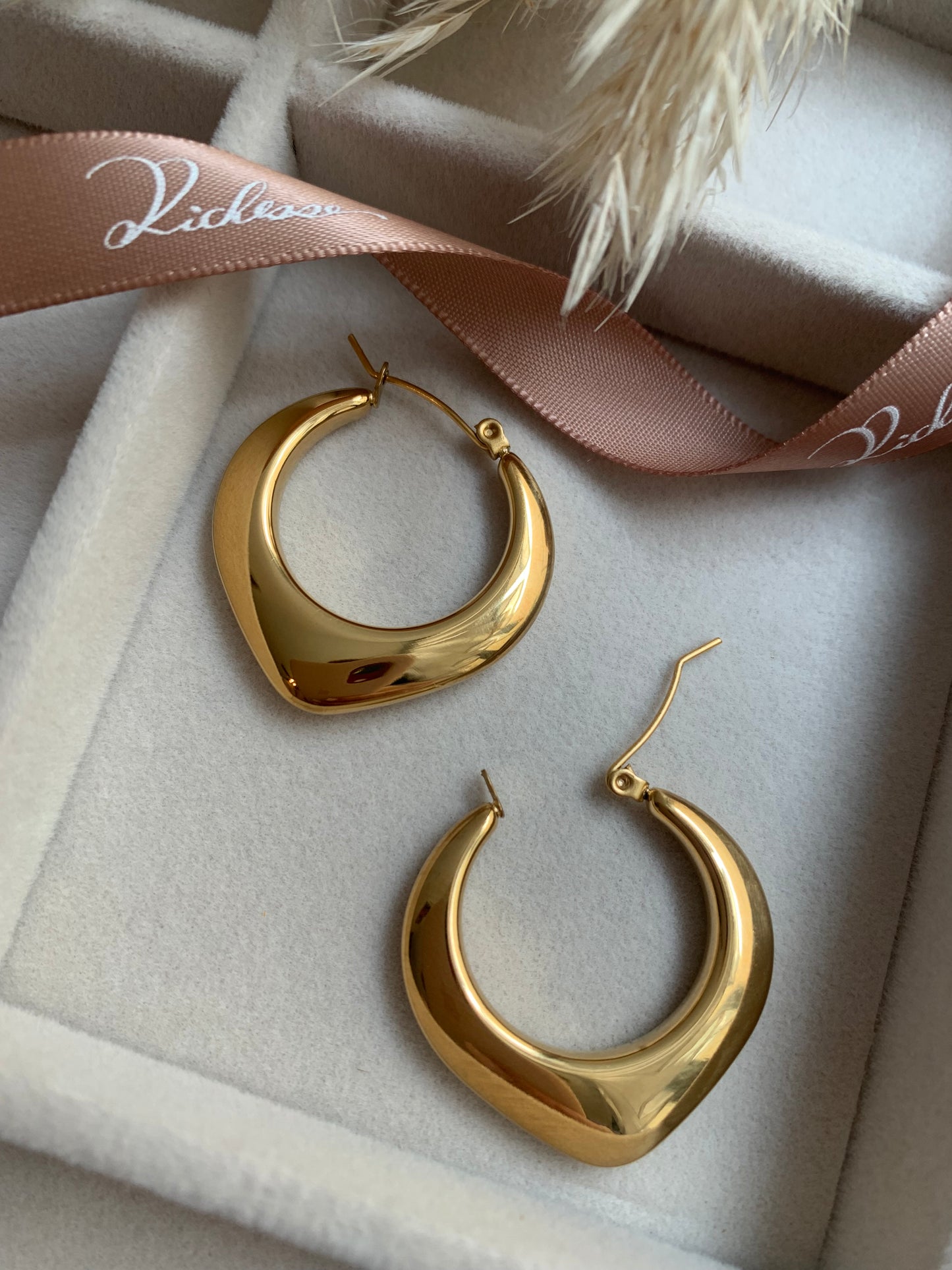 Aretes hoops minimalistas - Richesse Jewels