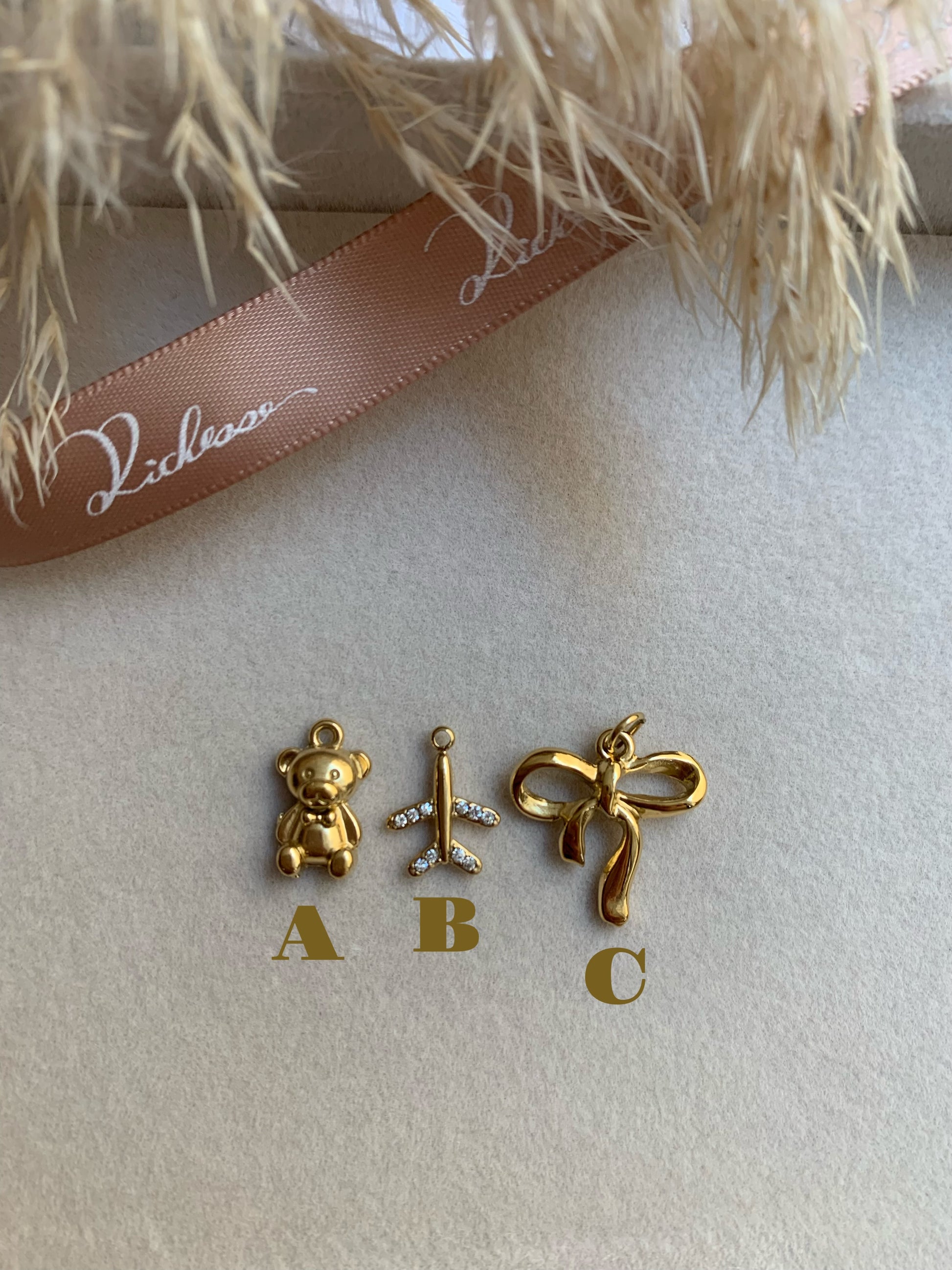 Charm//Bonita charm - Richesse Jewels