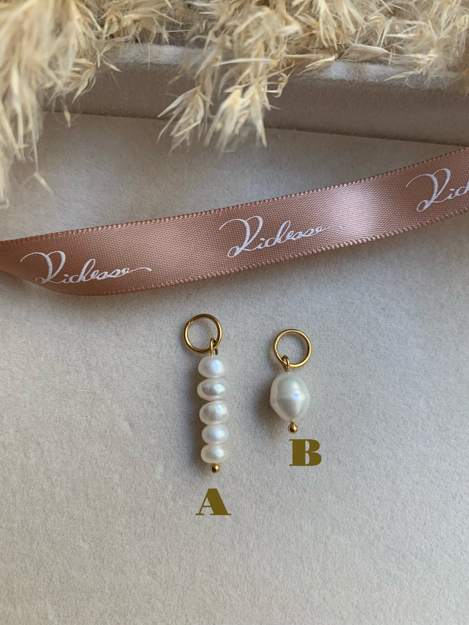 Charm//perla hermosa charm - Richesse Jewels