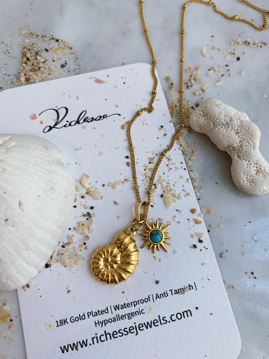 Collar Concha Marina con Estrella Radiante - Richesse Jewels