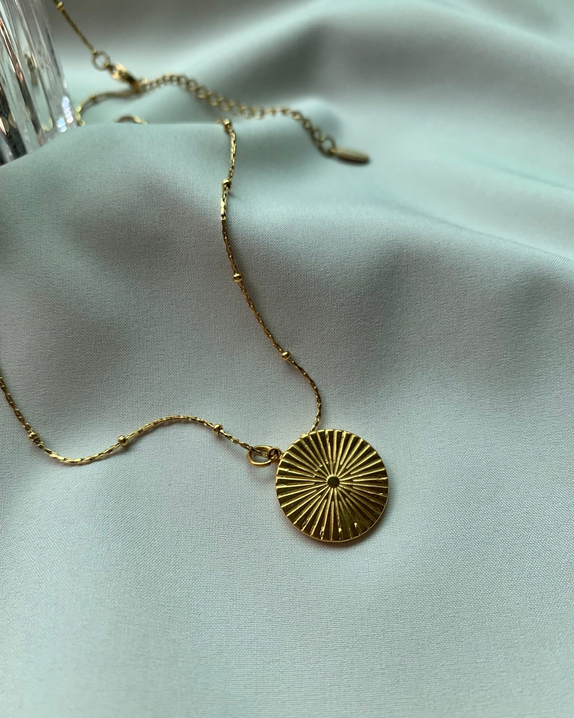 Collar Guardiana de la Luz - Richesse Jewels