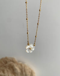 Collar de sakura japonesa 🌸