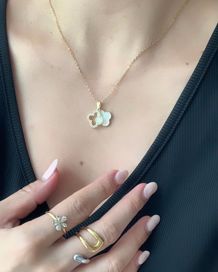 Trébol Colgante Serpiente Tous Collar Doble Capa Con Trébol De