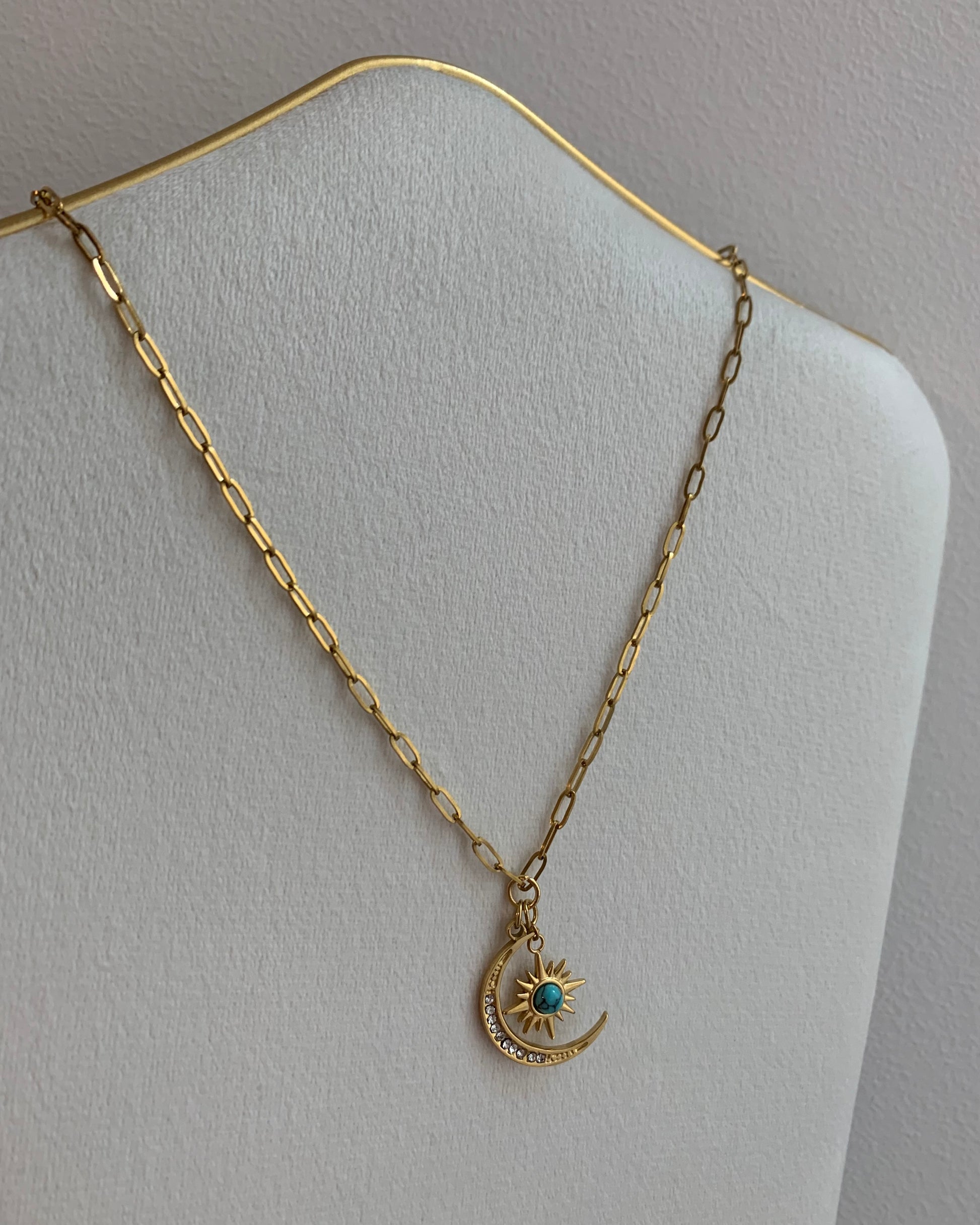 Luna & Estrellas 
Encuentro Celestial - Richesse Jewels