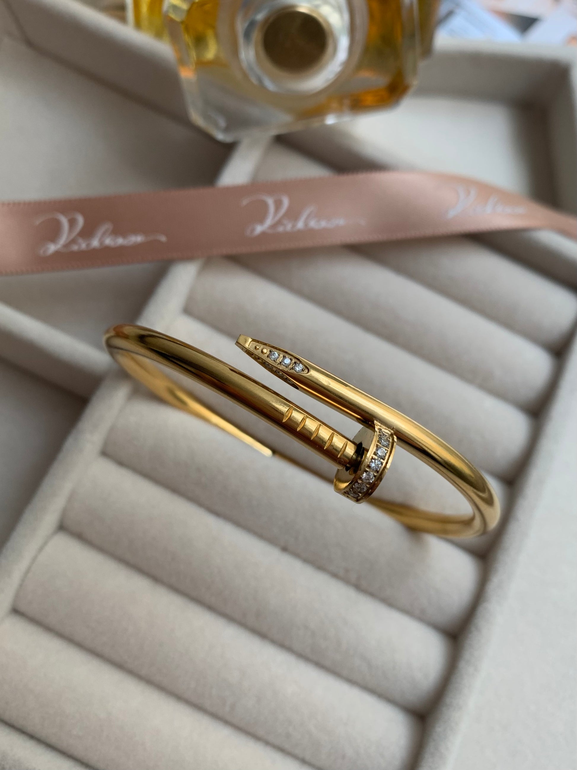 Pulsera Clásica Tipo Clavo de Marca AAA+ - Richesse Jewels