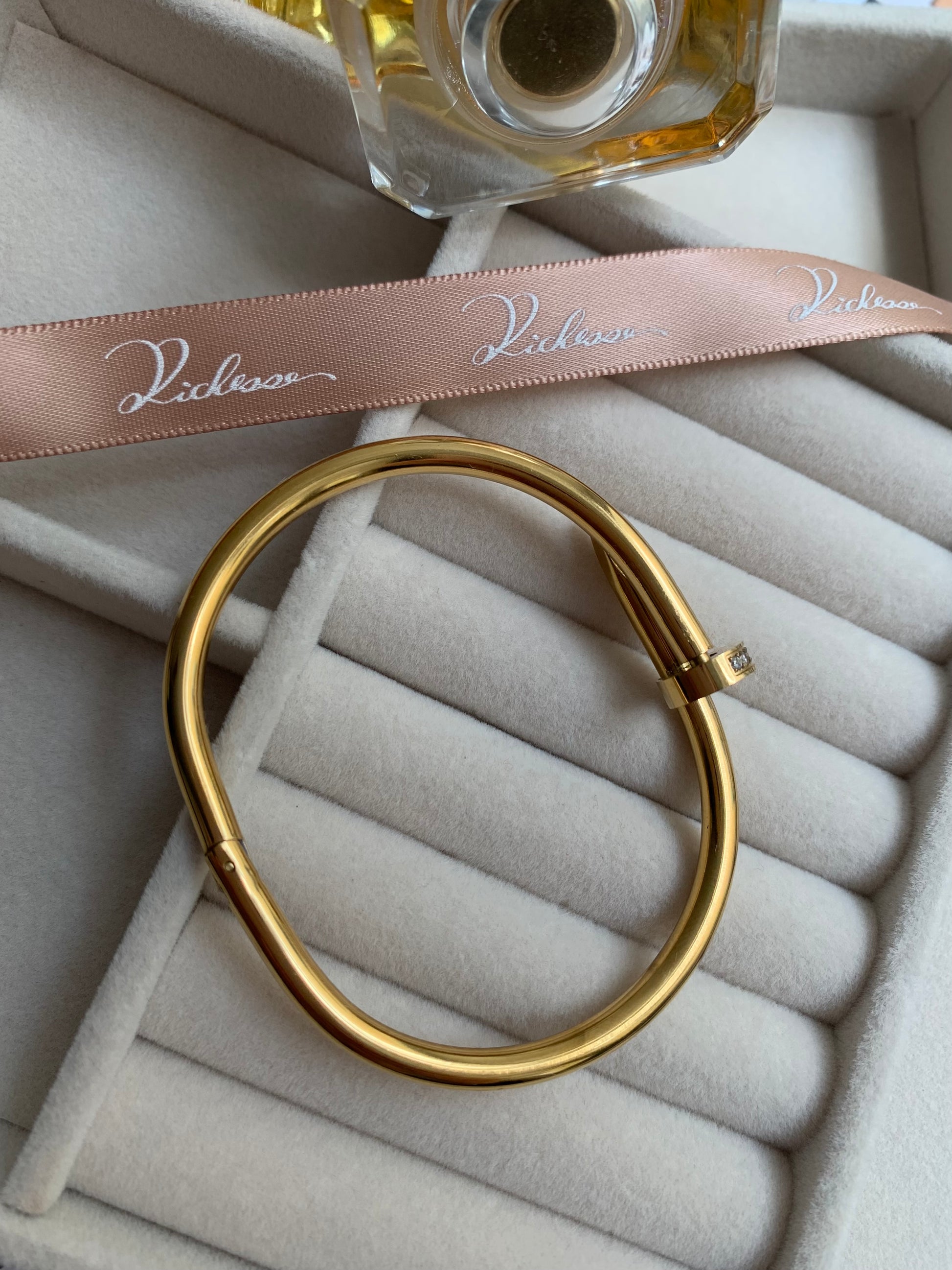 Pulsera Clásica Tipo Clavo de Marca AAA+ - Richesse Jewels